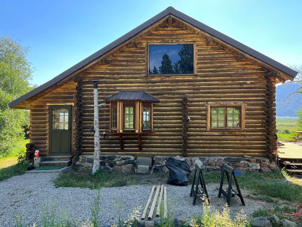 About EH Log Home Solutions